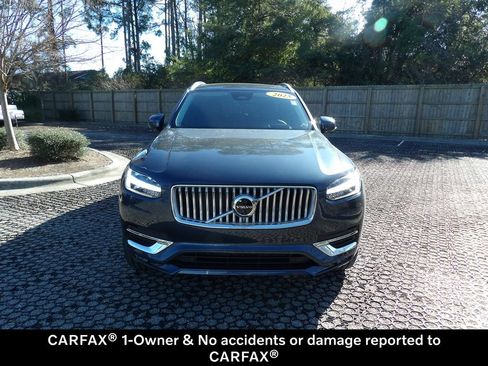 Certified 2025 Volvo XC90 B6 Ultra image 3
