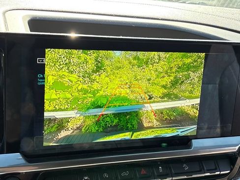 Used 2023 Chevrolet Silverado 1500 LT Trail Boss w/ Protection Package AWD/4WD image 17