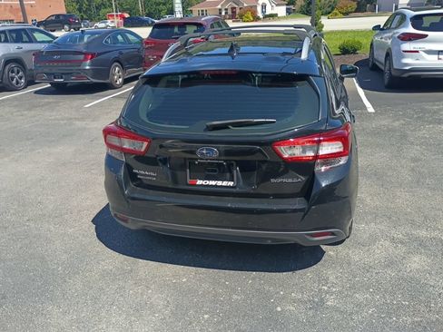 Used 2019 Subaru Impreza 2.0i Premium AWD/4WD image 6