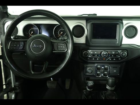 Used 2021 Jeep Wrangler Unlimited Islander image 15