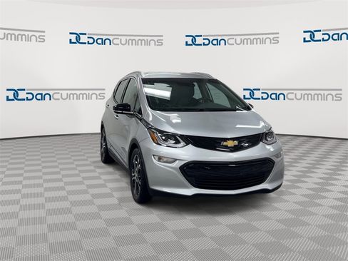Used 2021 Chevrolet Bolt Premier w/ Infotainment Package image 2