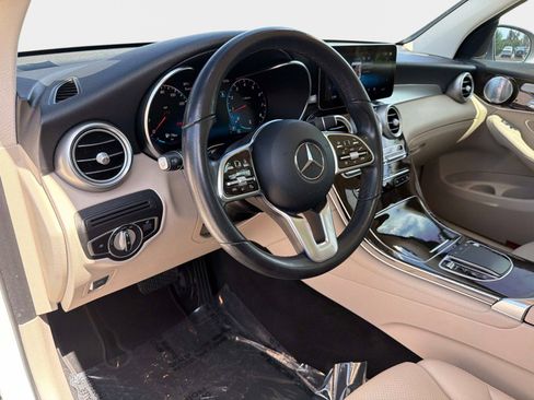 Used 2021 Mercedes-Benz GLC 300 image 22