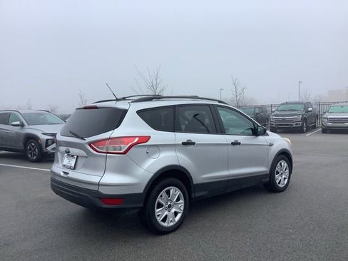 Used 2014 Ford Escape S FWD image 5