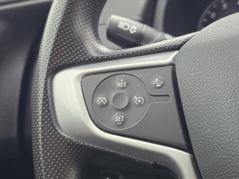 Used 2024 GMC Terrain SLE image 21