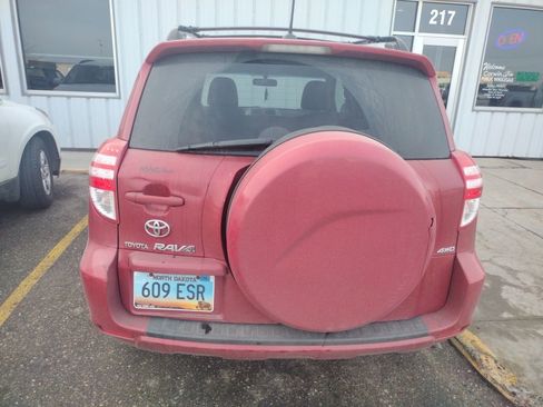 Used 2010 Toyota RAV4 4WD image 4