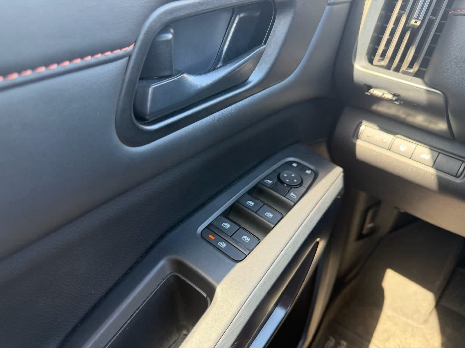 Certified 2025 Nissan Pathfinder Rock Creek AWD/4WD image 18
