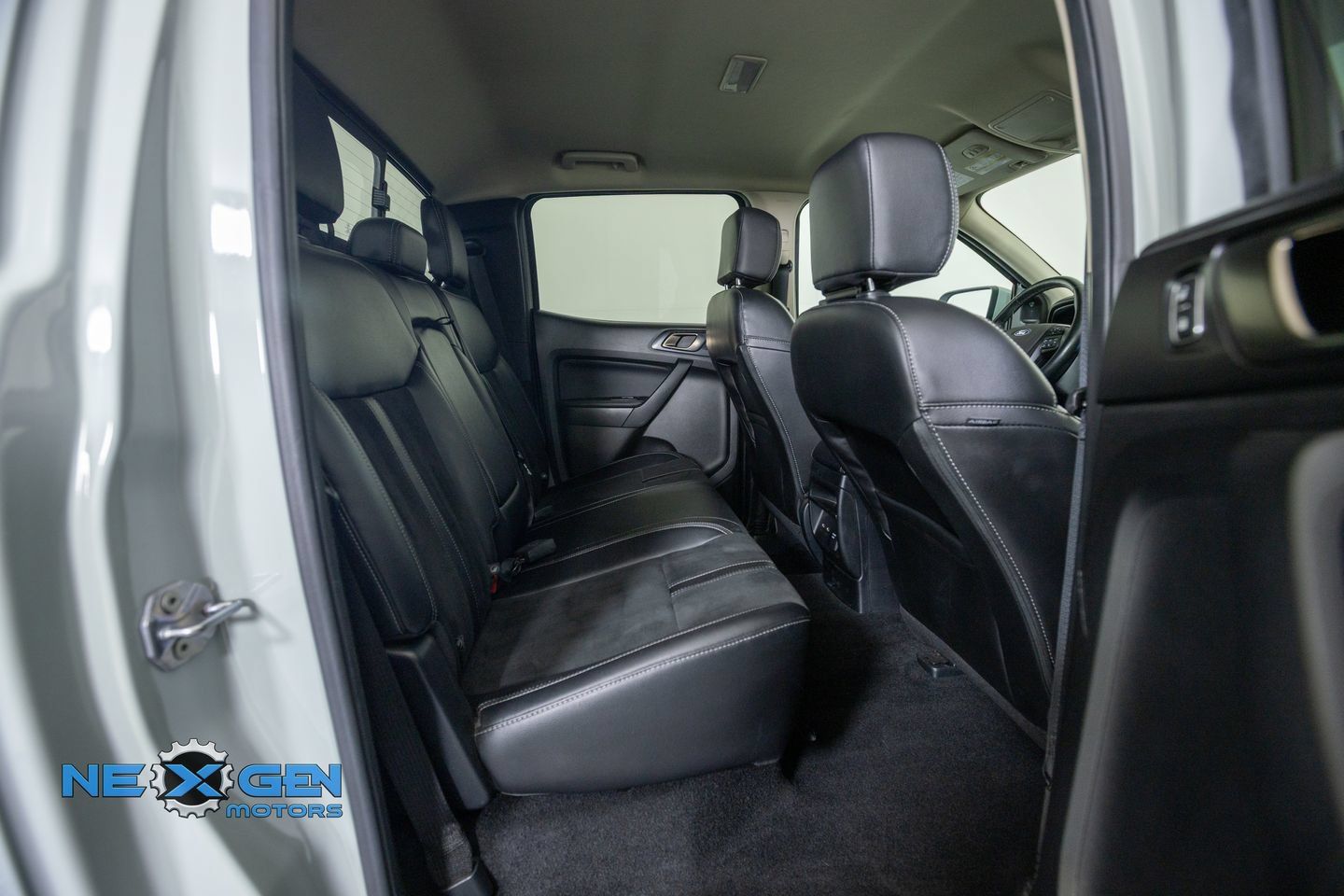Used 2022 Ford Ranger Lariat w/ Tremor Off-Road Package AWD/4WD image 39