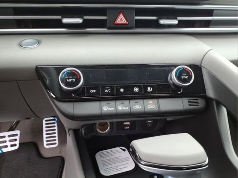 New 2026 Hyundai Elantra Sport FWD image 22