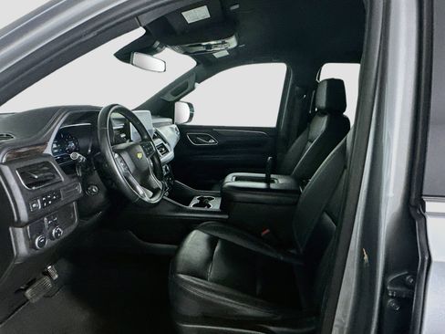 Used 2023 Chevrolet Tahoe LT w/ Luxury Package RWD image 13