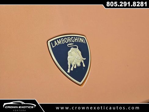 Used 2024 Lamborghini Urus S AWD/4WD image 13
