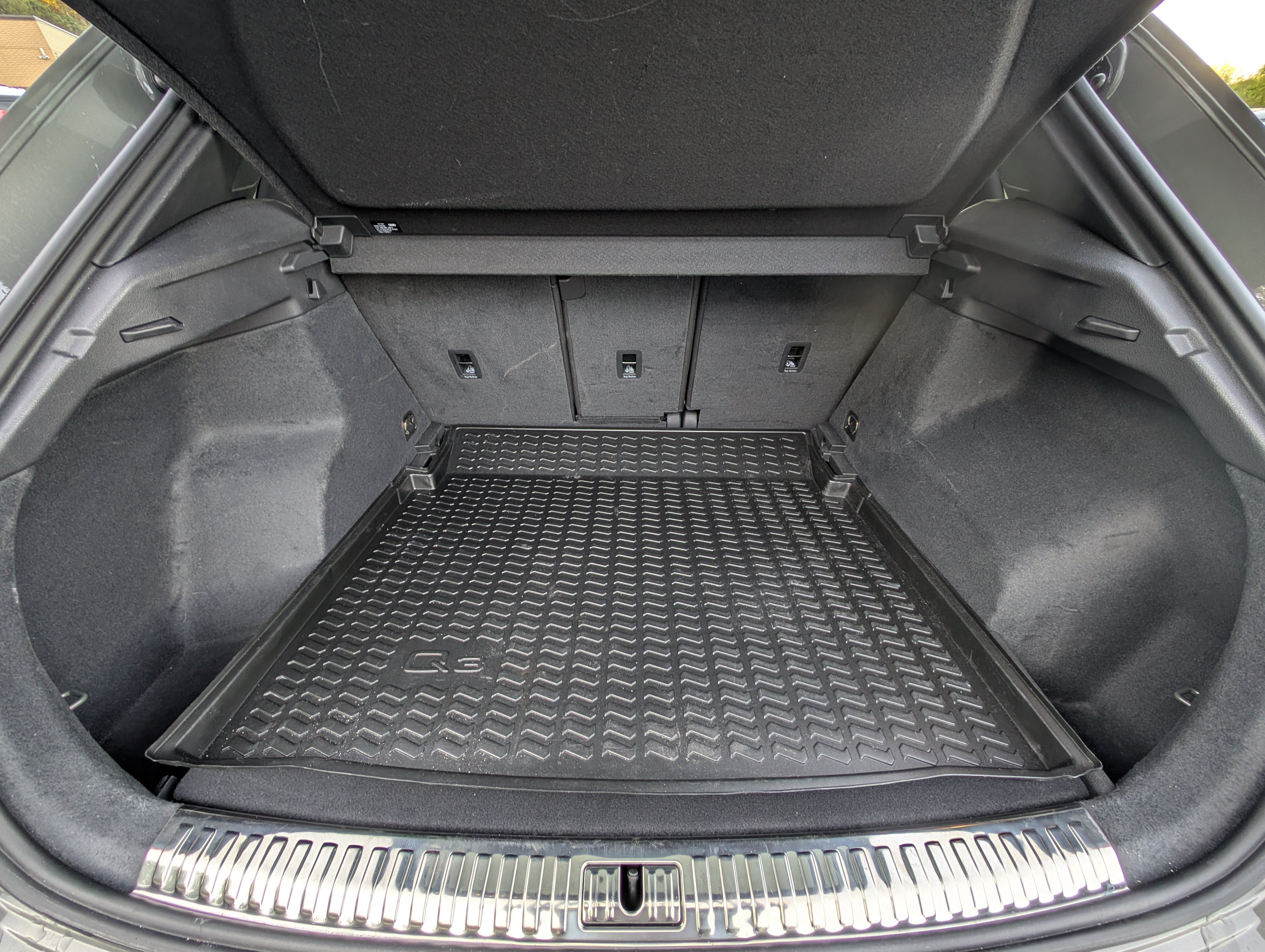 Used 2024 Audi Q3 2.0T Premium AWD/4WD image 19