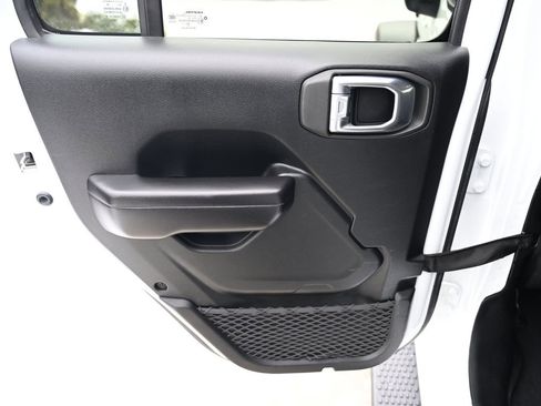 Used 2021 Jeep Wrangler Unlimited Sport image 36