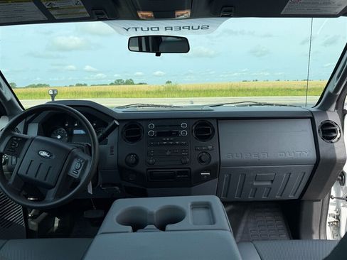 Used 2015 Ford F250 XL w/ XL Value Package AWD/4WD image 12