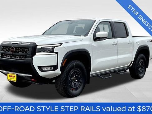 New 2025 Nissan Frontier PRO-4X image 2