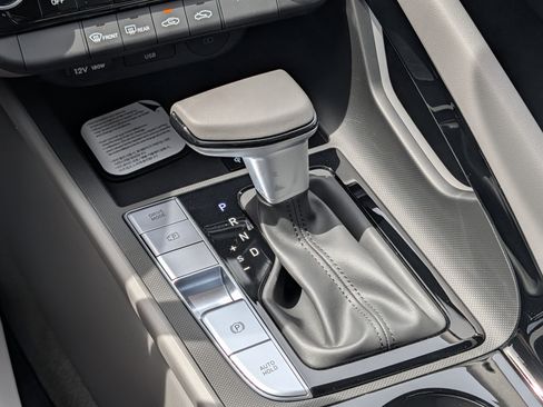 New 2026 Hyundai Elantra SEL FWD image 14