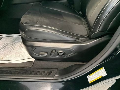 Used 2023 Jeep Grand Cherokee L Laredo AWD/4WD image 14