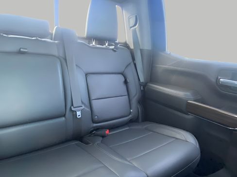 Used 2021 Chevrolet Silverado 1500 LT Trail Boss w/ Convenience Package II image 16