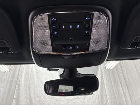 Certified 2021 Jeep Grand Cherokee Limited w/ Quick Order Package 28K 80th AWD/4WD image 24