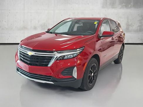 Used 2023 Chevrolet Equinox LT image 1