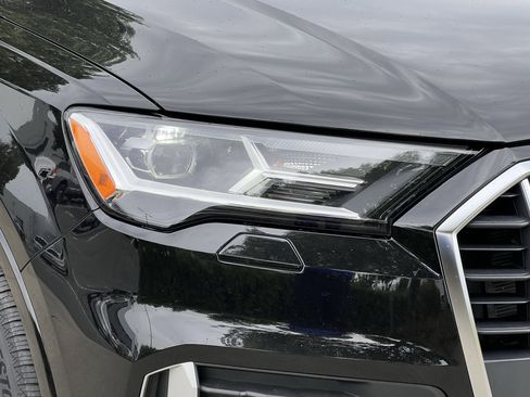 Used 2023 Audi Q7 2.0T Premium Plus AWD/4WD image 12
