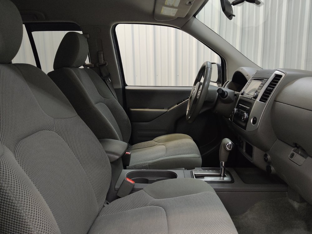 Used 2018 Nissan Frontier SV AWD/4WD image 17