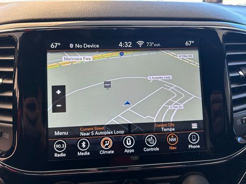 Used 2019 Jeep Grand Cherokee Limited image 32