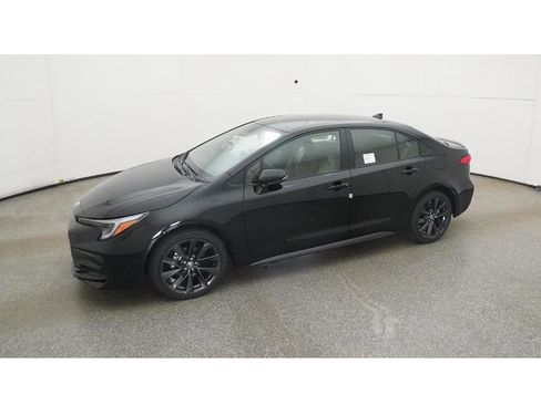 New 2026 Toyota Corolla SE image 2