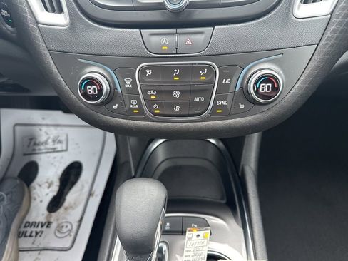 Used 2024 Chevrolet Malibu LT image 23