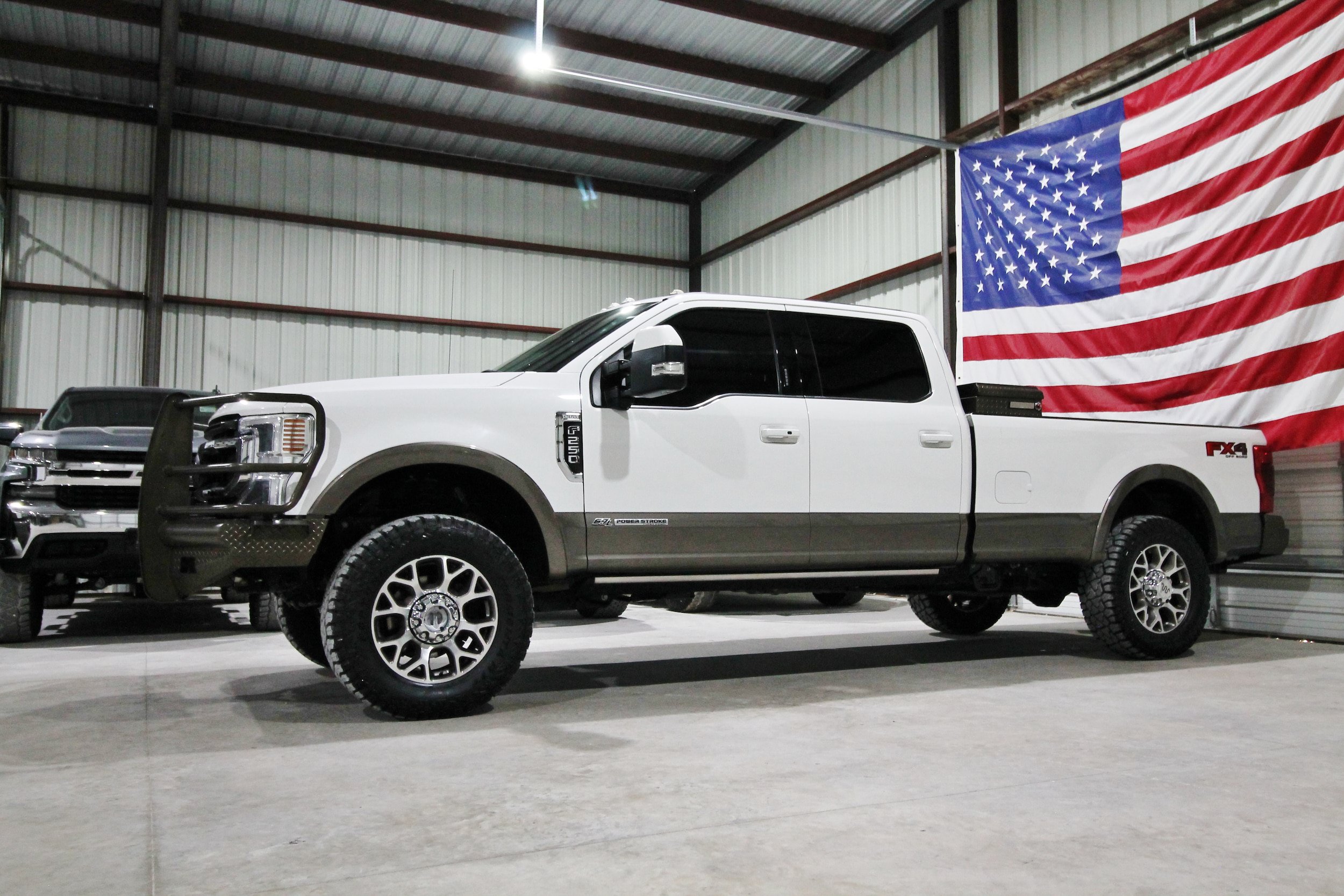 Used 2020 Ford F250 King Ranch w/ King Ranch Ultimate Package AWD/4WD image 4