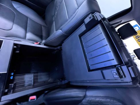 Used 2022 Toyota Tundra Limited image 28