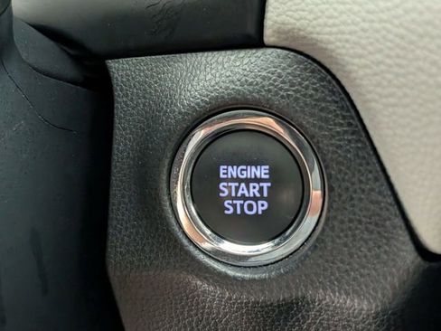 Used 2023 Toyota RAV4 XLE Premium image 25