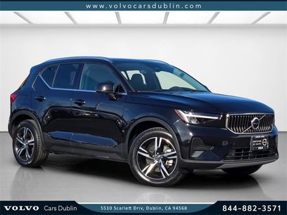 Certified 2025 Volvo XC40 B5 Core