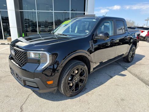 New 2026 Ford Maverick Lariat AWD/4WD image 3