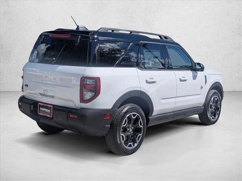 New 2025 Ford Bronco Sport Outer Banks image 2