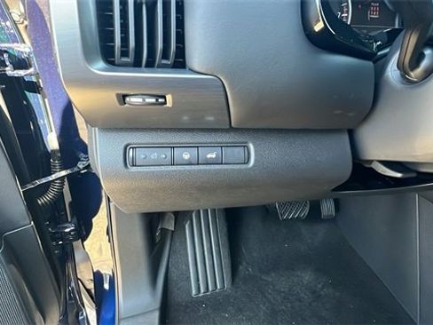 New 2025 Nissan Pathfinder SL w/ Cargo Package image 30