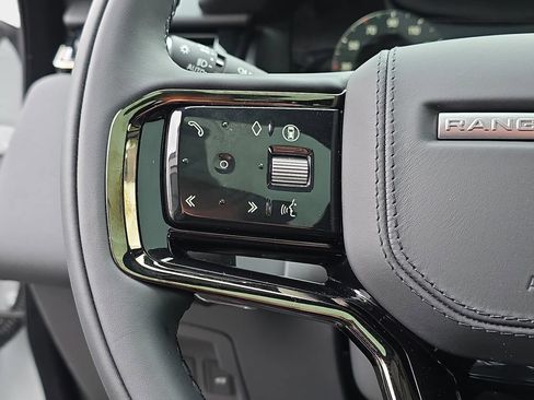 New 2026 Land Rover Range Rover Velar S AWD/4WD image 17