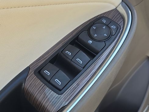 Used 2024 Chevrolet Malibu LT FWD image 22