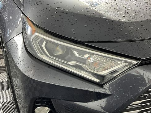 Used 2019 Toyota RAV4 XSE w/ All Weather Liner Package AWD/4WD image 27