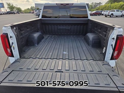 Used 2021 GMC Sierra 1500 AT4 w/ AT4 Premium Package AWD/4WD image 7