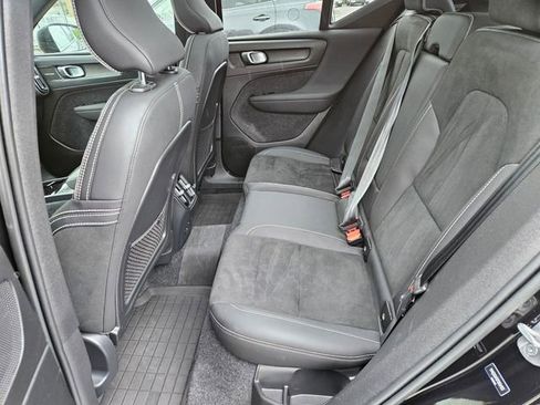 Certified 2023 Volvo XC40 Recharge Ultimate w/ Protection Package Premier AWD/4WD image 14