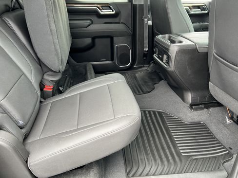 Used 2024 Chevrolet Silverado 1500 RST AWD/4WD image 22
