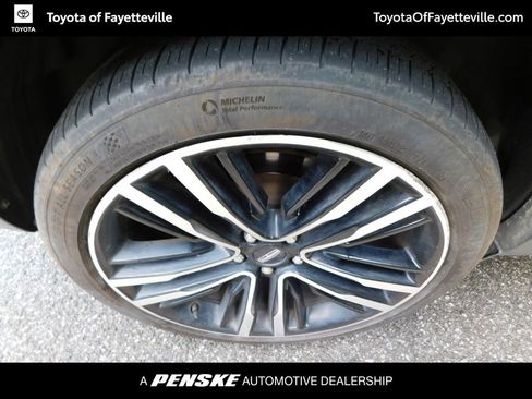 Used 2017 Lincoln MKC Reserve AWD/4WD image 8