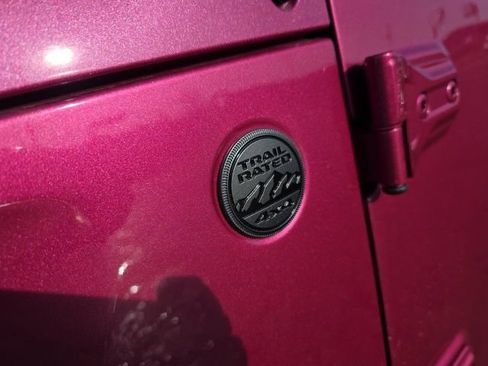 Used 2024 Jeep Gladiator Sport image 57