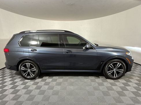 Used 2022 BMW X7 xDrive40i w/ M Sport Package AWD/4WD image 8