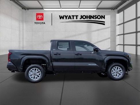 New 2026 Toyota Tacoma SR5 AWD/4WD image 6