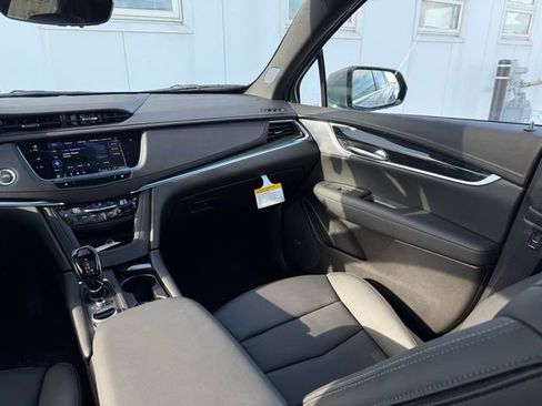 New 2026 Cadillac XT5 Premium Luxury w/ Driver Assist Package image 23