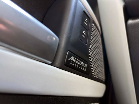 Used 2023 Land Rover Defender 130 SE AWD/4WD image 16