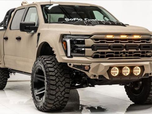 Used 2024 Ford F150 Lariat image 4