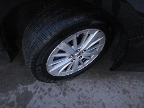 Used 2017 Subaru Impreza 2.0i Premium image 20