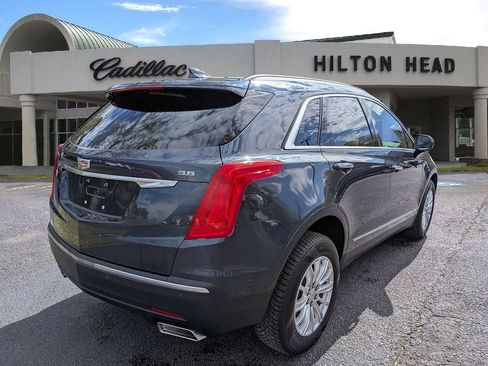 Used 2018 Cadillac XT5 FWD image 6